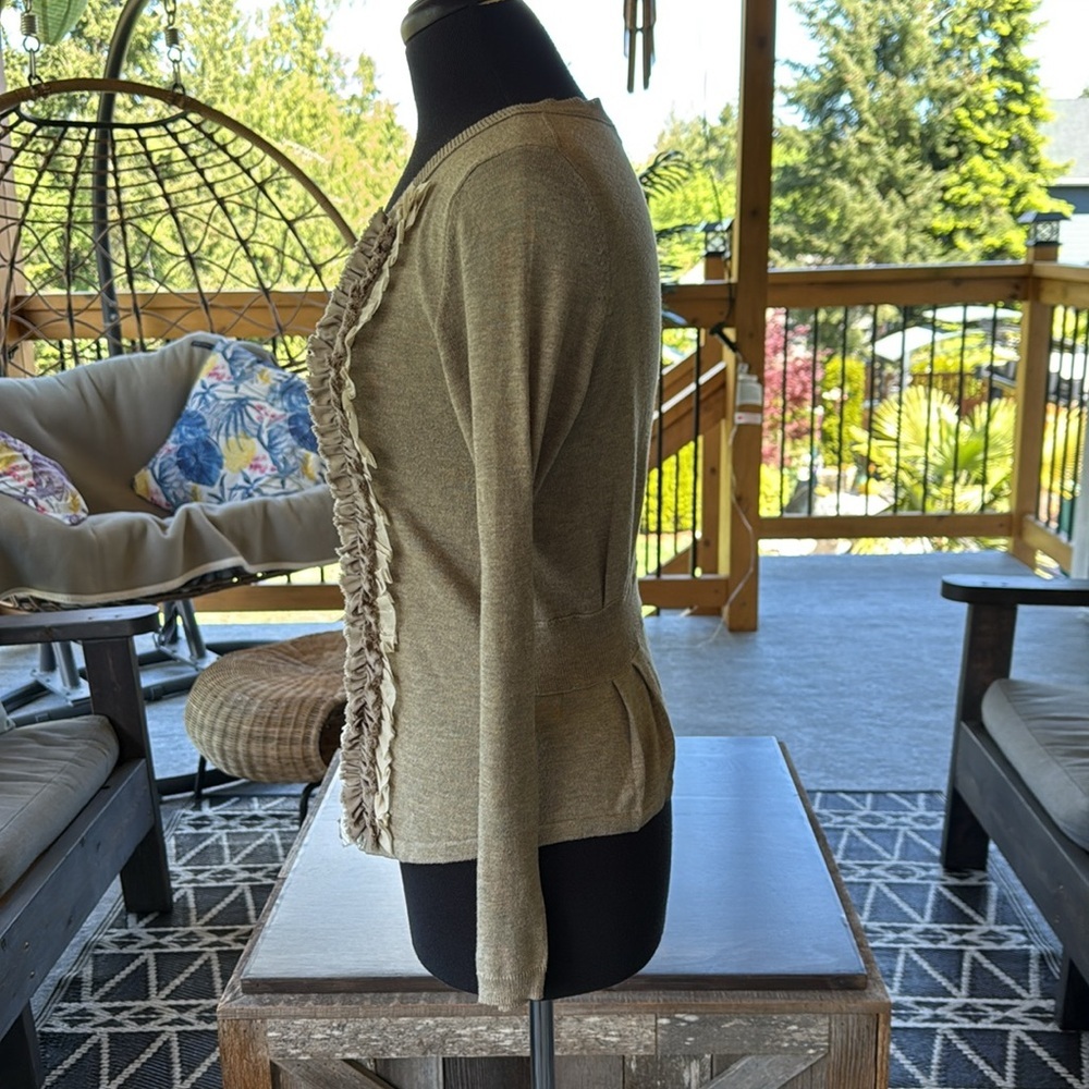 Banana Republic | Mix Ruffle Jacket - Cardigan - Picture 4 of 9